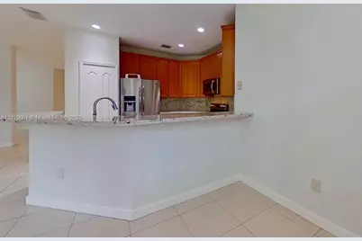 11229 NW 78th Ln #0, Doral, FL 33178 - Photo 7