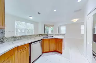 11229 NW 78th Ln, Doral, FL 33178 - Photo 3