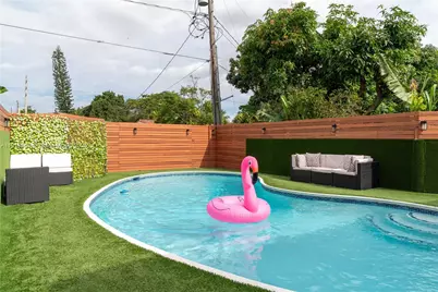 1331 NE 160th St, North Miami Beach, FL 33162 - Photo 31