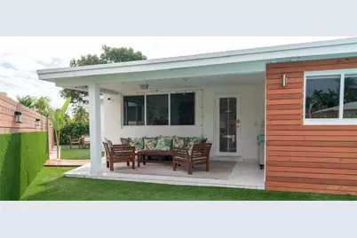 1331 NE 160th St, North Miami Beach, FL 33162 - Photo 27