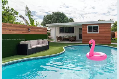 1331 NE 160th St, North Miami Beach, FL 33162 - Photo 25