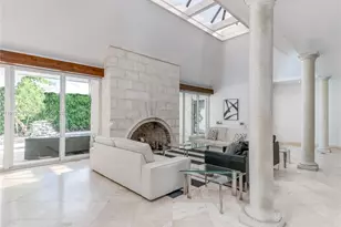 111 S Hibiscus Dr, Miami Beach, FL 33139 - Photo 3