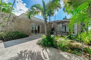 111 S Hibiscus Dr, Miami Beach, FL 33139 - Photo 7