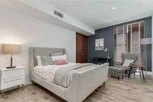 111 S Hibiscus Dr, Miami Beach, FL 33139 - Photo 19