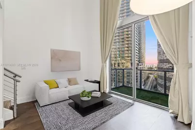 1050 Brickell Ave #1006, Miami, FL 33131 - Photo 3