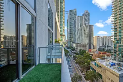 1050 Brickell Ave #1006, Miami, FL 33131 - Photo 23