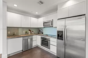 1050 Brickell Ave, Miami, FL 33131 - Photo 9