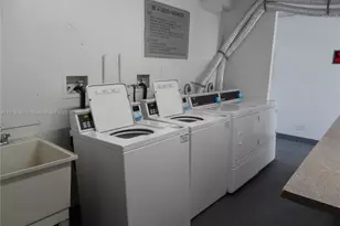 3401 N Country Club Dr, Aventura, FL 33180 - Photo 45