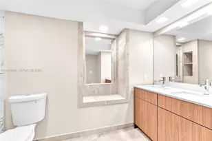 801 N Venetian Dr, Miami Beach, FL 33139 - Photo 33