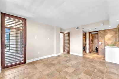 801 N Venetian Dr #208, Miami Beach, FL 33139 - Photo 37