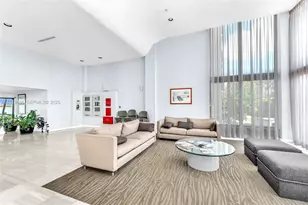 801 N Venetian Dr, Miami Beach, FL 33139 - Photo 55