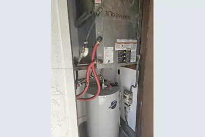 333 NW 17th Ct #203B, Fort Lauderdale, FL 33311 - Photo 17