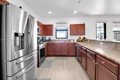 22917 SW 105th Ave, Cutler Bay, FL 33190 - Photo 25