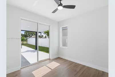 6758 Lake Nona Pl, Lake Worth, FL 33463 - Photo 35