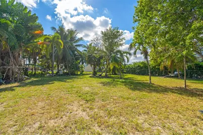 1025 W Flagler St, Miami, FL 33130 - Photo 19