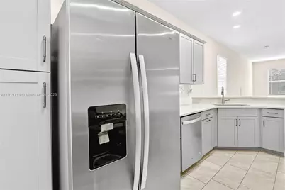 4144 Greenway Dr #4144, Hollywood, FL 33021 - Photo 3