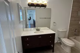 1281 SW 124th Ct, Miami, FL 33184 - Photo 11