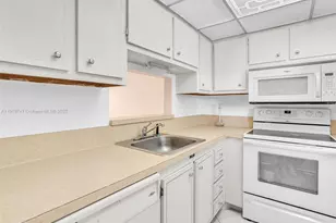 5102 NW 36th St, Lauderdale Lakes, FL 33319 - Photo 31