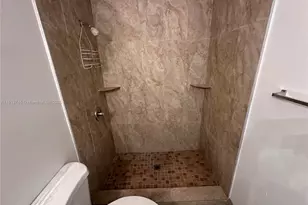 1024 S Independence Dr, Homestead, FL 33034 - Photo 23