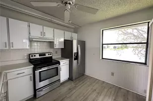 1024 S Independence Dr, Homestead, FL 33034 - Photo 7