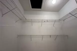 1024 S Independence Dr, Homestead, FL 33034 - Photo 17