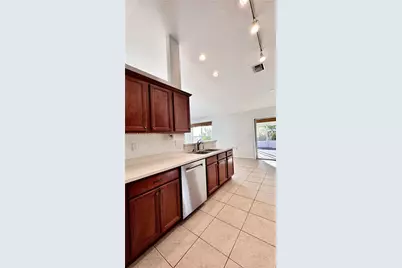 4638 SW Inagua St, Port Saint Lucie, FL 34953 - Photo 9