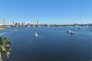 2910 Point E Dr, Aventura, FL 33160 - Photo 5