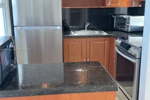 2910 Point E Dr, Aventura, FL 33160 - Photo 23