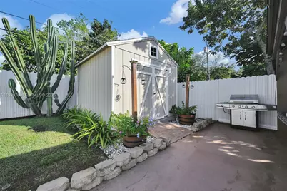 1645 NW 120th St, North Miami, FL 33167 - Photo 65