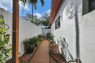 1645 NW 120th St, North Miami, FL 33167 - Photo 69