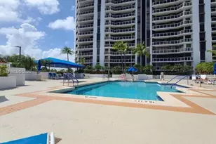 3600 Yacht Club Dr, Aventura, FL 33180 - Photo 21
