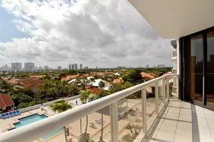 3600 Yacht Club Dr, Aventura, FL 33180 - Photo 15
