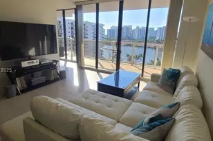 3600 Yacht Club Dr, Aventura, FL 33180 - Photo 41