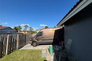 7099 NW 48th Ct, Lauderhill, FL 33319 - Photo 5