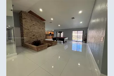 7099 NW 48th Ct, Lauderhill, FL 33319 - Photo 13