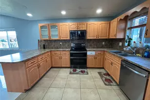 7099 NW 48th Ct, Lauderhill, FL 33319 - Photo 19