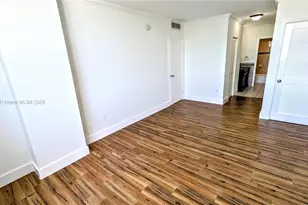 300 Bayview Dr, Sunny Isles Beach, FL 33160 - Photo 11