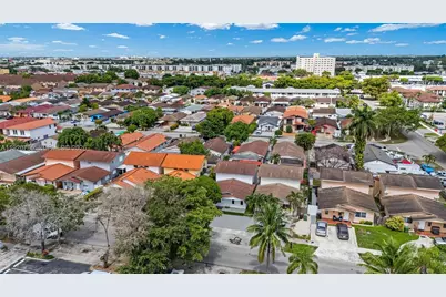 1281 W 42nd St, Hialeah, FL 33012 - Photo 59