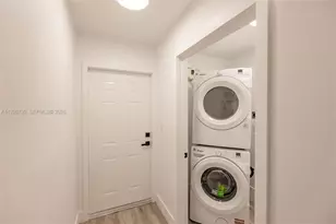 3180 NW 2nd St, Miami, FL 33125 - Photo 9