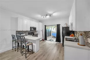 4950 Washington St, Hollywood, FL 33021 - Photo 7