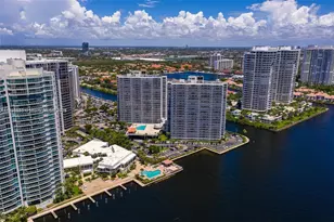 20505 E Country Club Dr, Aventura, FL 33180 - Photo 27