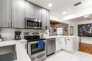 753 NE 81st St, Miami, FL 33138 - Photo 31