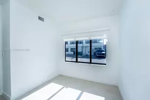 14580 SW 261st St, Homestead, FL 33032 - Photo 9