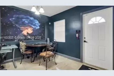 1041 NW 24th Ter, Fort Lauderdale, FL 33311 - Photo 5
