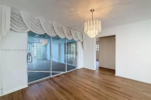 7541 Embassy Blvd, Miramar, FL 33023 - Photo 13