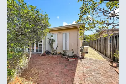 7541 Embassy Blvd, Miramar, FL 33023 - Photo 49