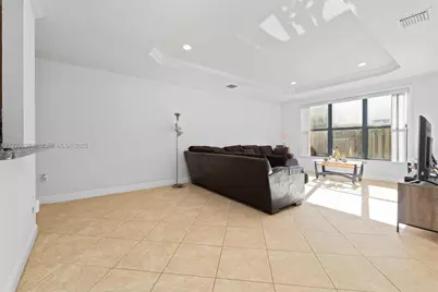 8934 SW 227th Ter, Cutler Bay, FL 33190 - Photo 5