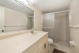 3800 S Ocean Dr, Hollywood, FL 33019 - Photo 17