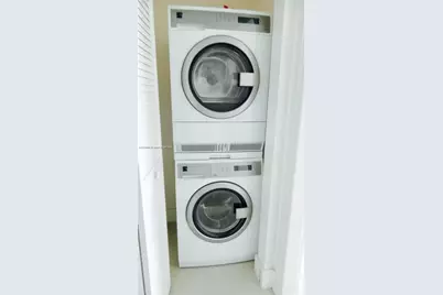 300 S Biscayne Blvd #T-1814, Miami, FL 33131 - Photo 19