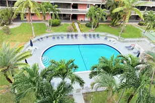 180 NE 12th Ave, Hallandale Beach, FL 33009 - Photo 21